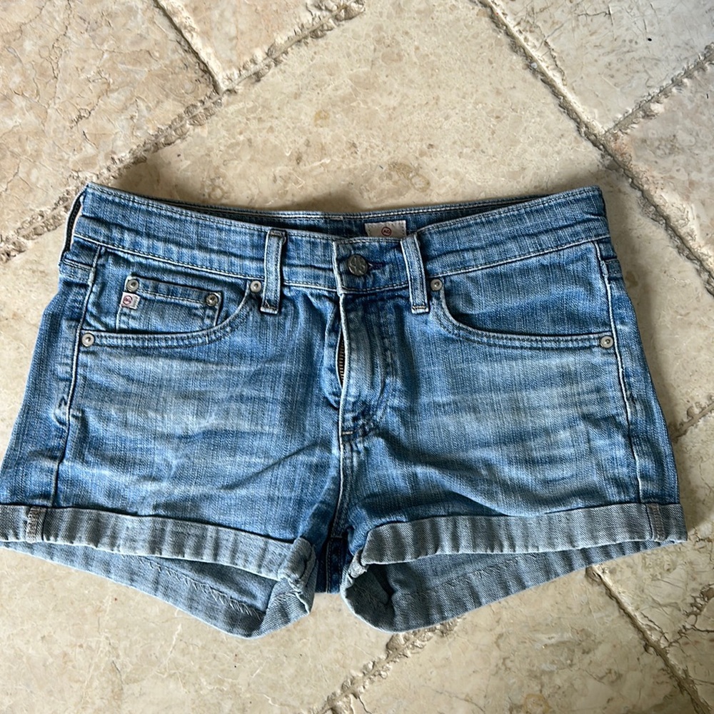 AG Denim Pixie Roll Up Short  Size 27